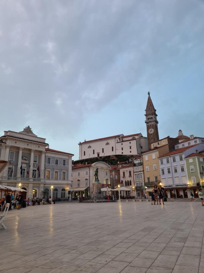 Apartmaji Mila Piran Apartment Bagian luar foto
