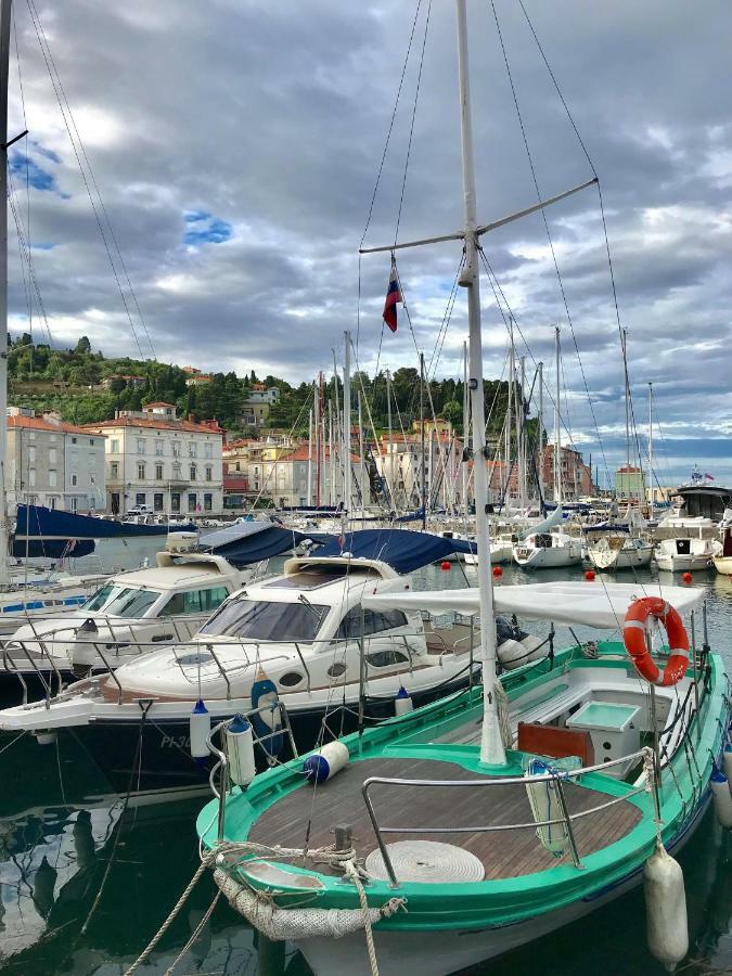 Apartmaji Mila Piran Apartment Bagian luar foto